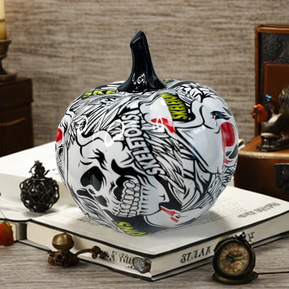 Horror Skull Halloween Pumpkin Decoration Resin Pumpkin Figurines Halloween Pumpkin Desktop Ornaments for Home Decor
